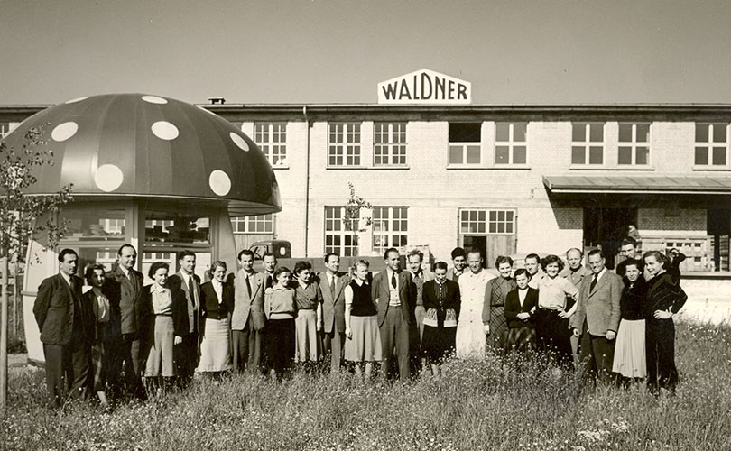 Waldner - историческая фотография рабочего коллектива